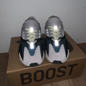 adidas Yeezy Boost 700 Wave Runner Solid Grey